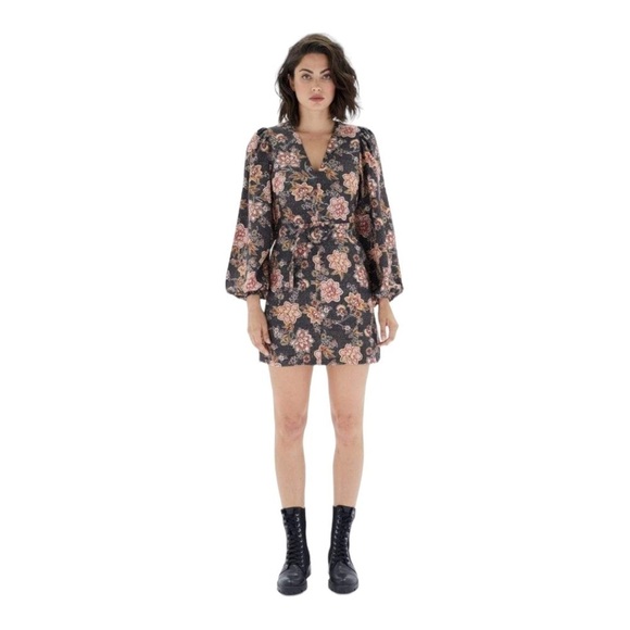 MINKPINK Mehdya V-neck Mini Dress NWT - Picture 1 of 7